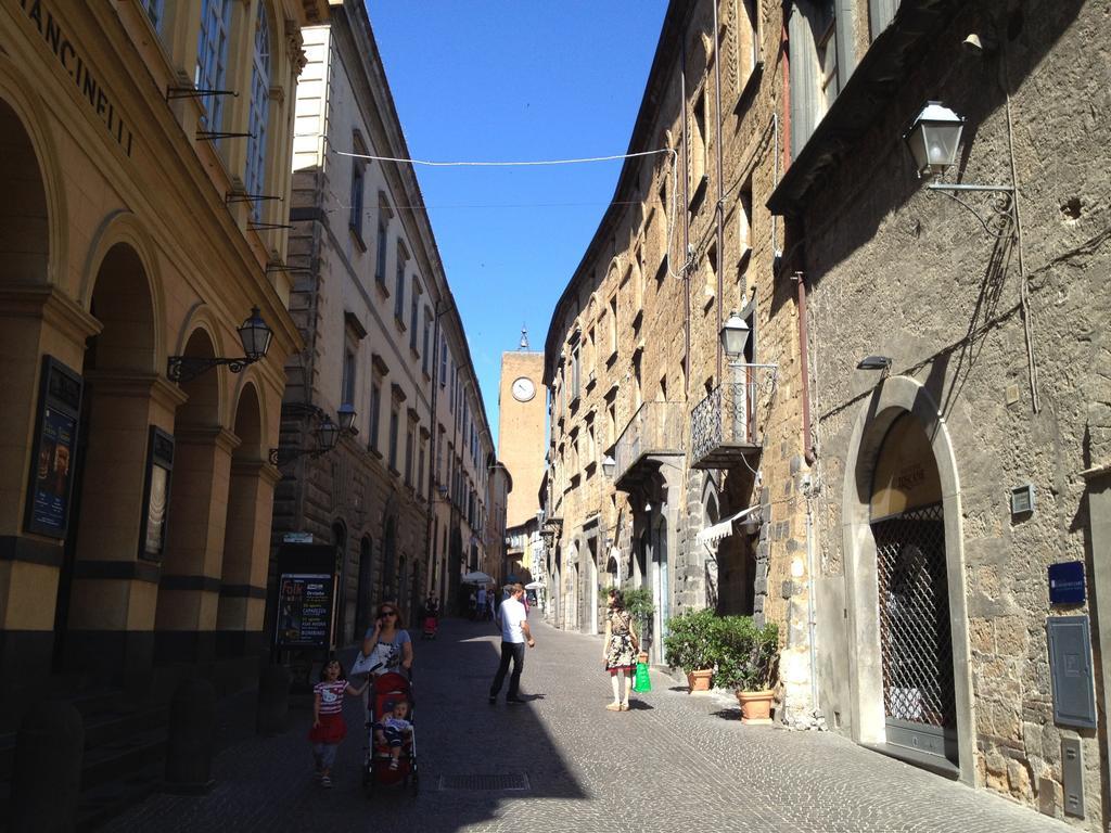 Home In Orvieto - Corso Cavour Room photo